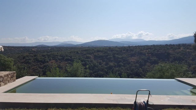 piscine « infinity pool »