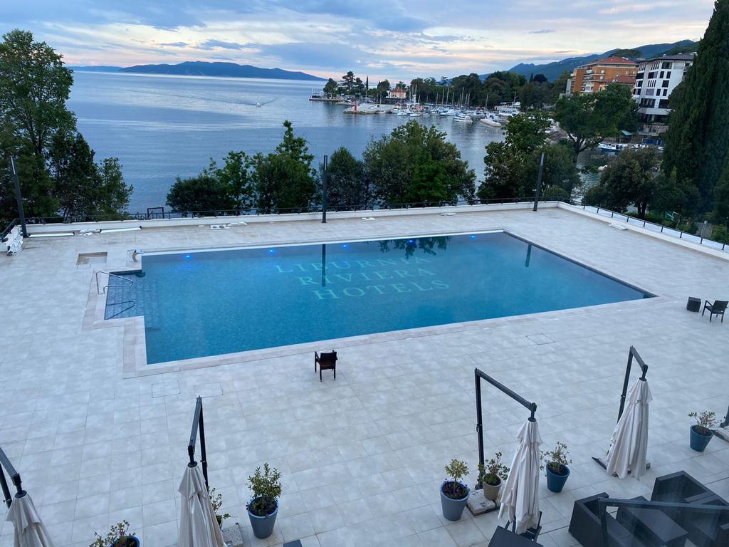 piscina croacia blue bali hotel ambassador croacia 6 - Proyectos Landing