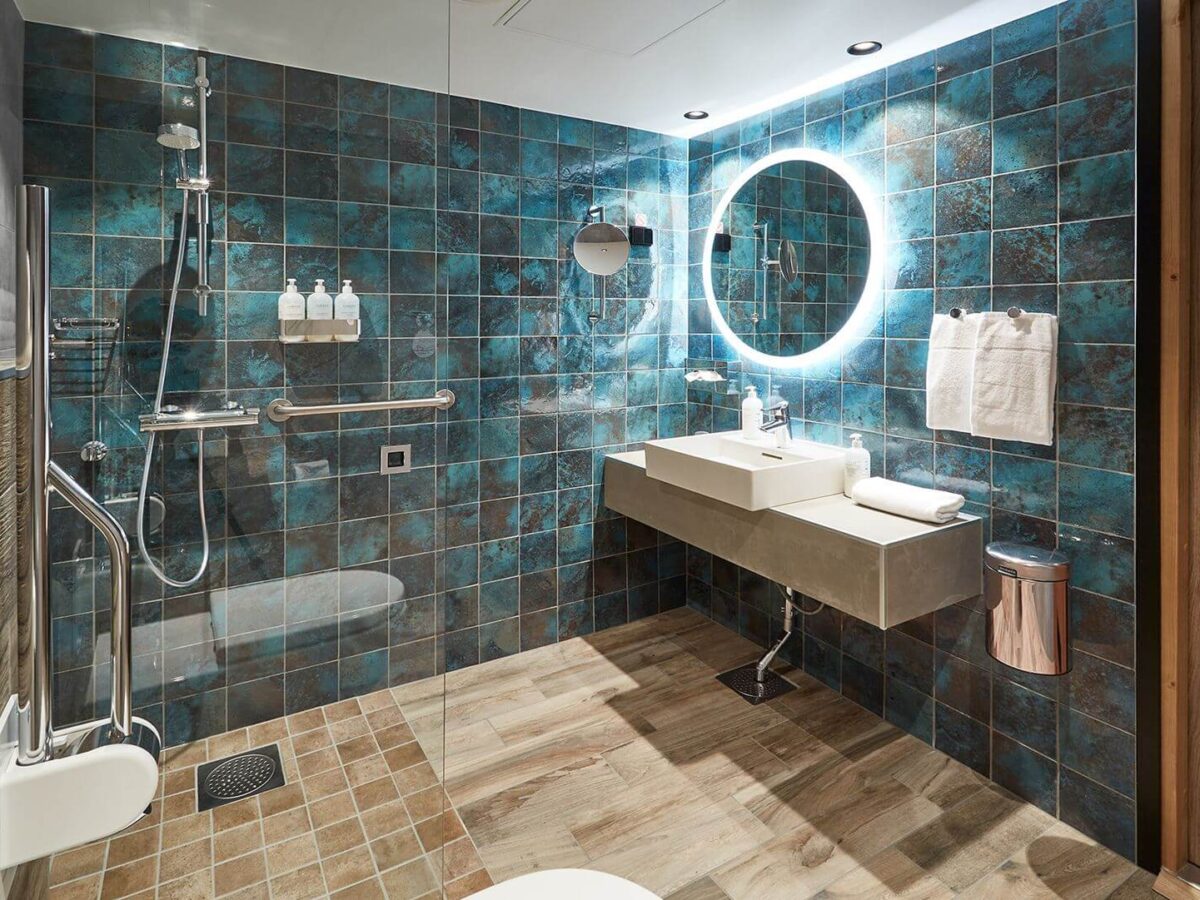 Tendencias baños modernos 2024 - Ocean Green River Modern bathroom tile trends 2024 - Ocean Green River