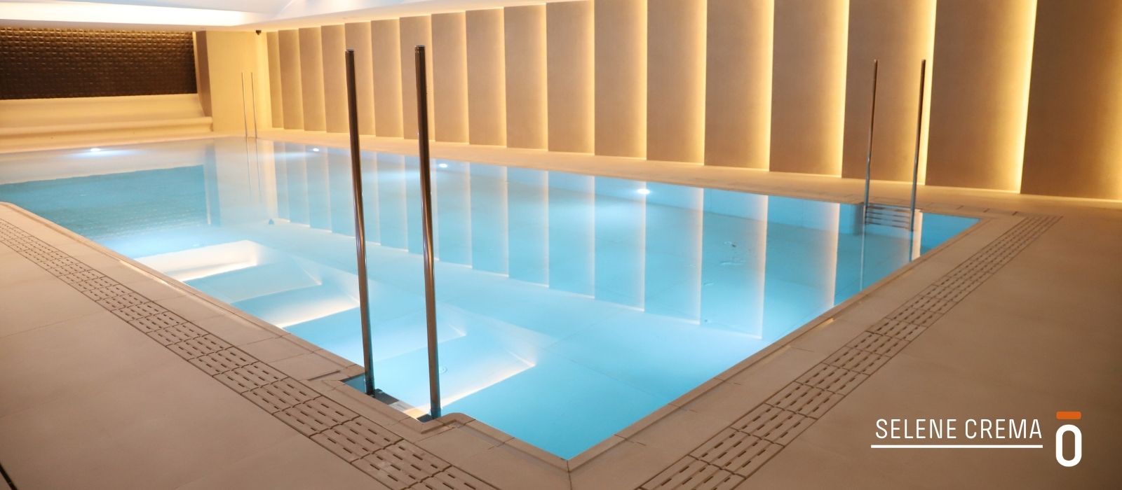 SELENE CREMA carrusel post blog 28 - ¿CÓMO SE VERÁ EL AGUA DE TU PISCINA?