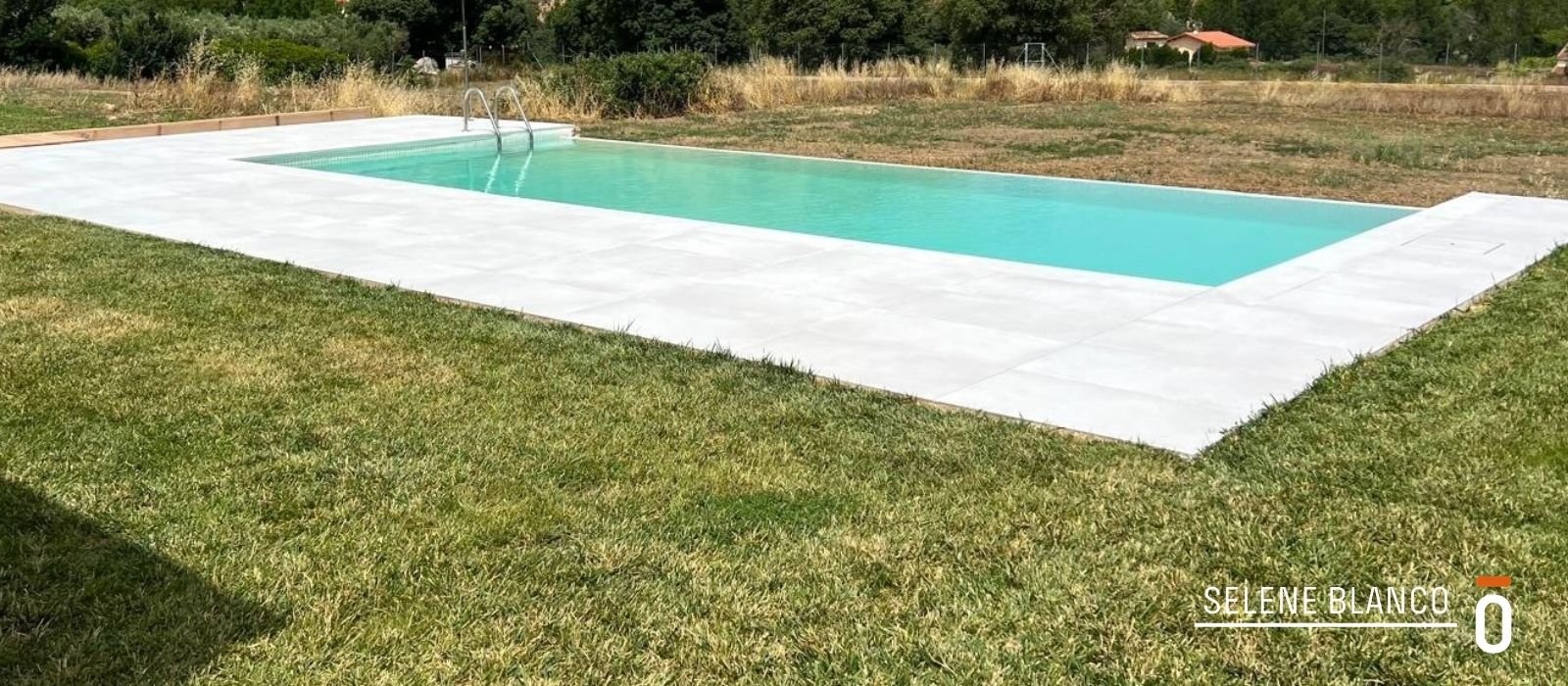 SELENE BLANCO carrusel post blog 31 - ¿CÓMO SE VERÁ EL AGUA DE TU PISCINA?