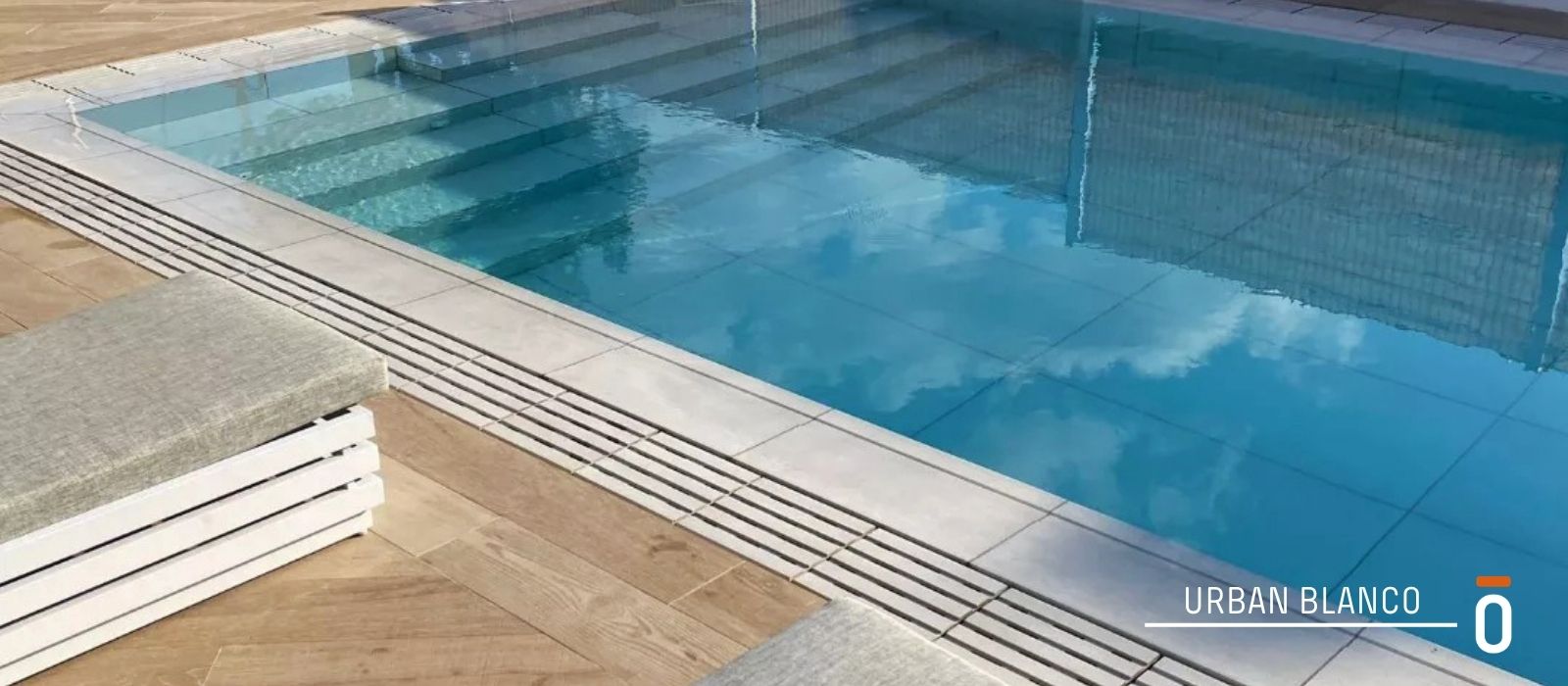 URBAN BLANCO blog post carousel 5 - WHAT WILL YOUR POOL WATER LOOK LIKE?