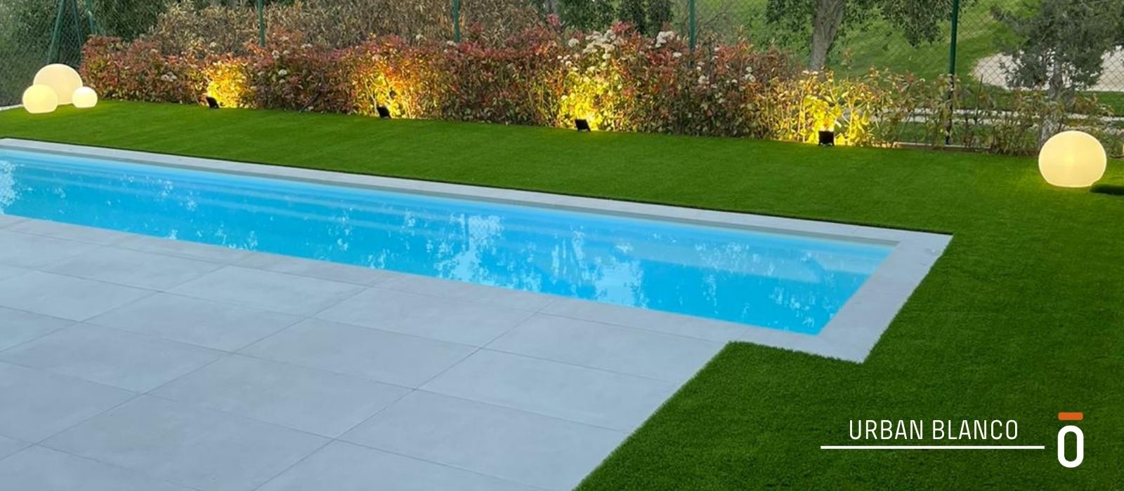 URBAN BLANCO blog post carousel 6 - WHAT WILL YOUR POOL WATER LOOK LIKE?