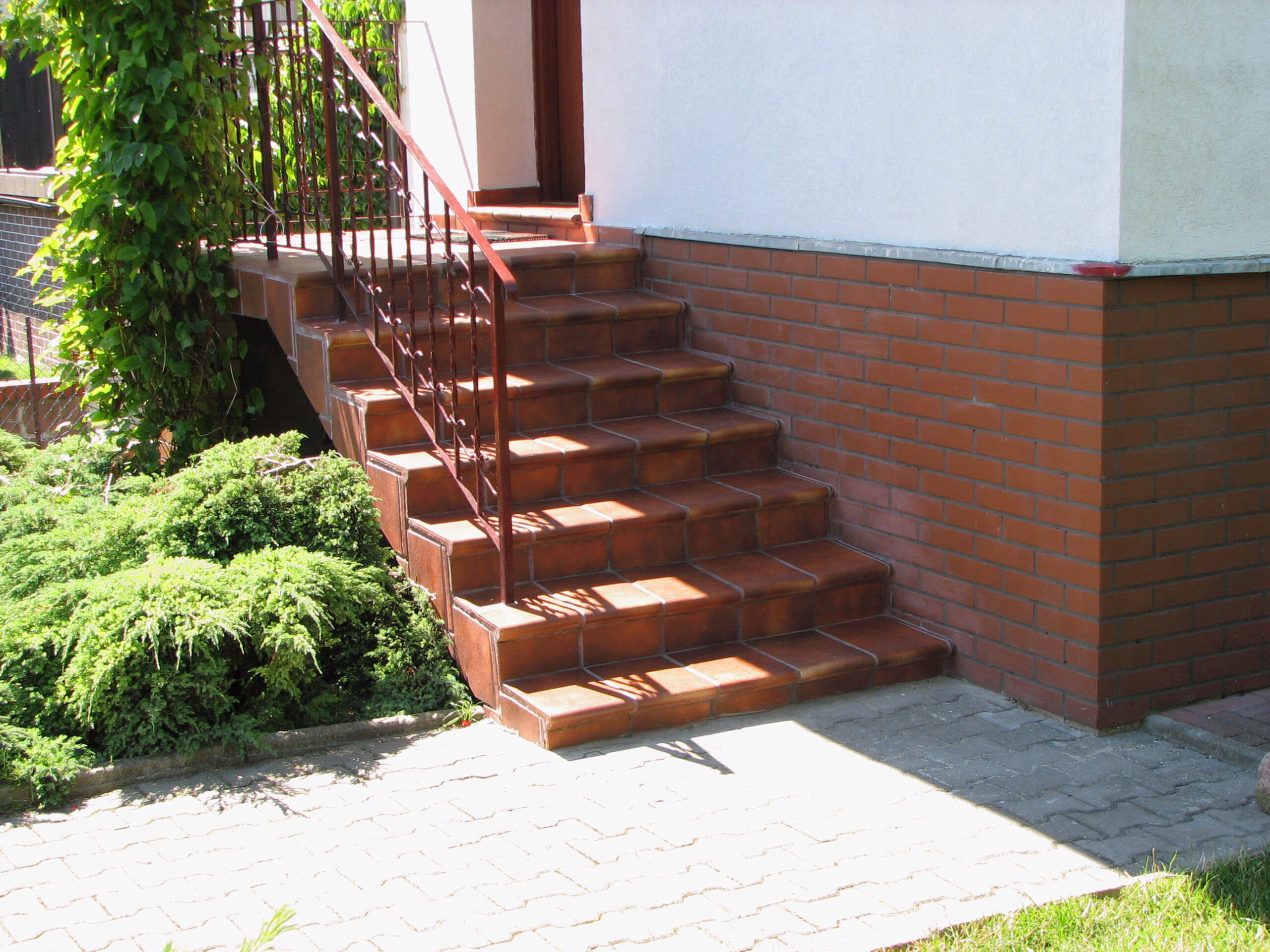 Escalera exterior recta - Serie Teka