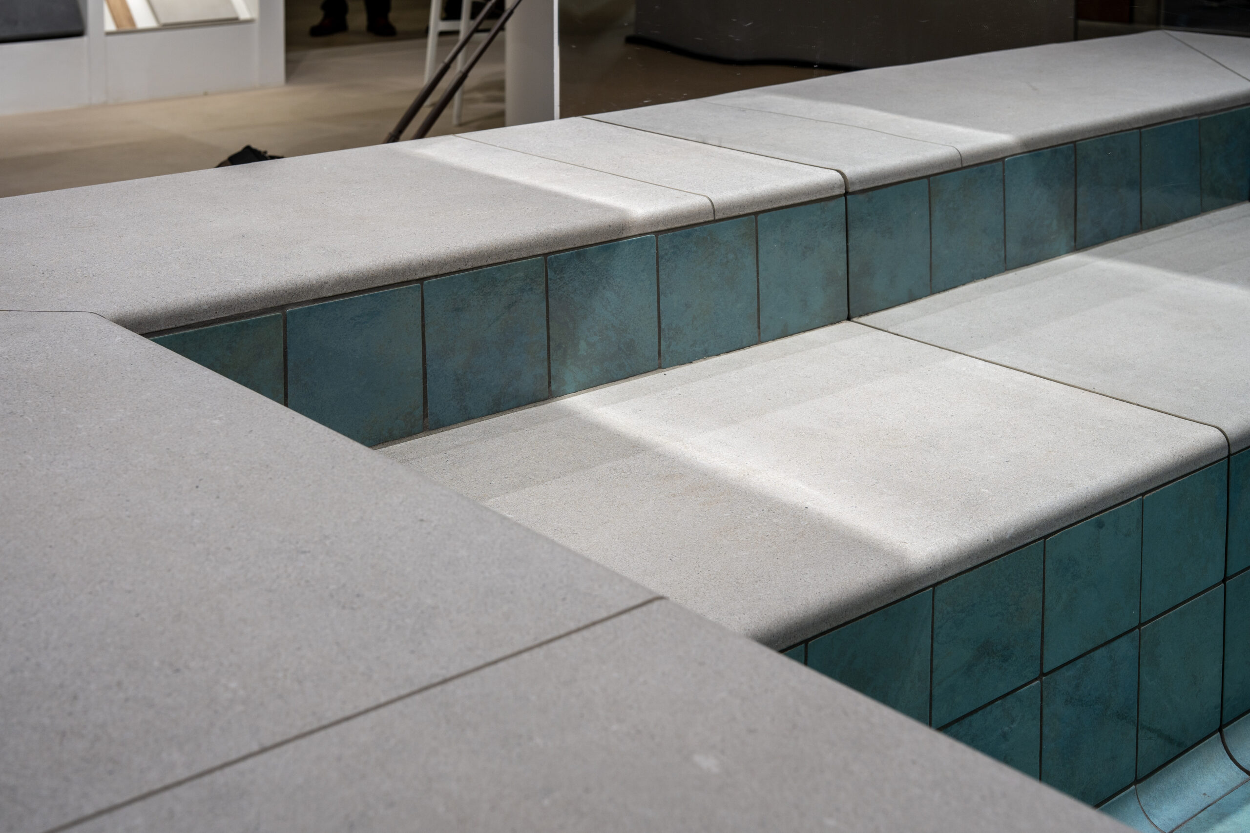 texturas gres aragon Pavimento cerámico de la colección Ocean para interior de piscina