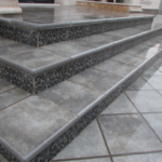 BLOG GRES ARAGON IMAGENES 56 - Escaleras porcelánicas con personalidad: guía de peldaños cerámicos y otras piezas especiales